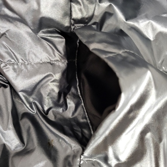 OLD NAVY Puffer Vest M - Picture 3 of 7